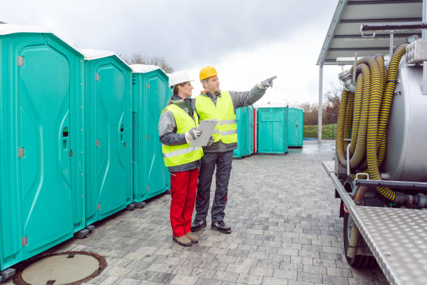 Best Standard Portable Toilet Rental  in Farmers Branch, TX